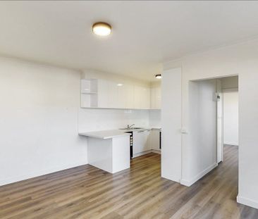 One Bedroom Apartment - Photo 5