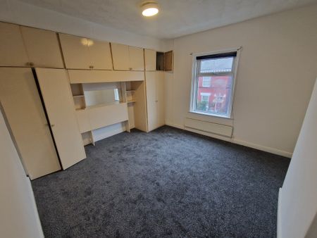 Wolsey Street, Radcliffe - Photo 2