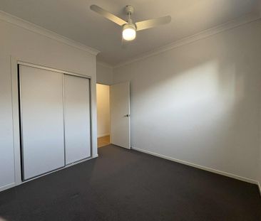 Modern Unit in Sought After Suburb - Photo 1