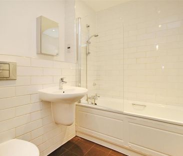 2 bedroom semi-detached house to rent - Photo 4