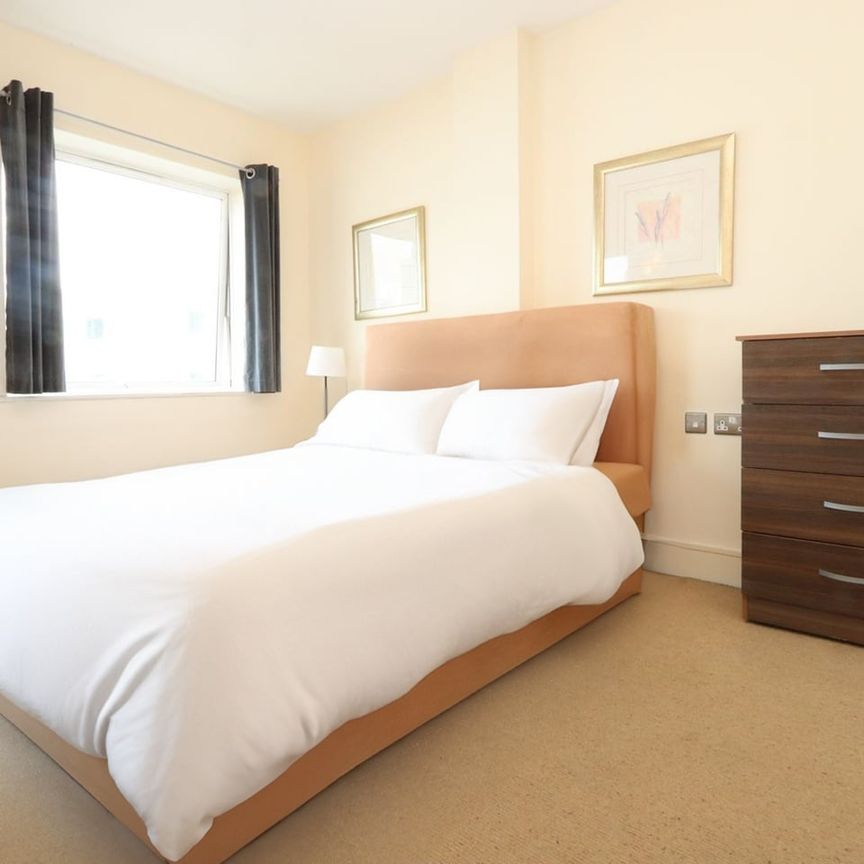 Room in a Shared Flat, Cedar Court, SE1 - Photo 1