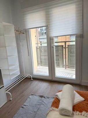 Avenida de Fuenlabrada, Leganés, Community of Madrid 28912 - Photo 1