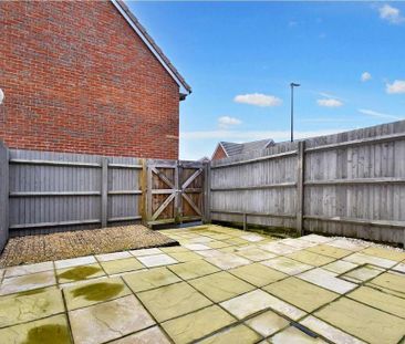 2 bedroom terraced house to rent - Photo 2