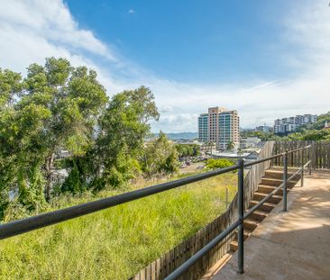 2/24 Hale Street, Townsville City QLD 4810 - Apartment For Rent | D... - Photo 1