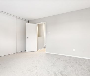 Hunter’s Point Townhomes - Townhouse (3 bedroom) - Photo 4