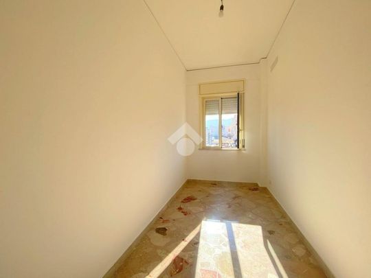 5 locali in affitto - Photo 1