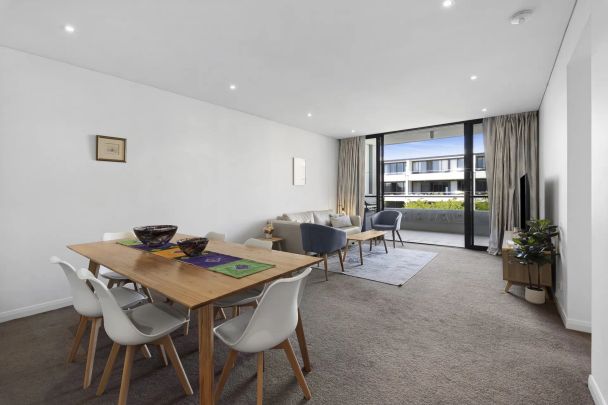 Spacious & Stylish Apartment in Sought-After Kingston Place - Photo 1