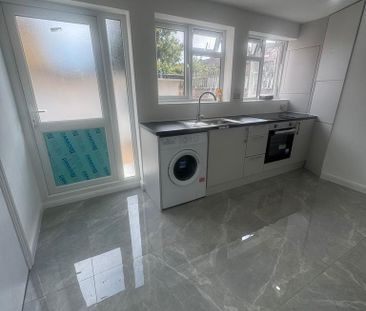 Studio to rent - Photo 6