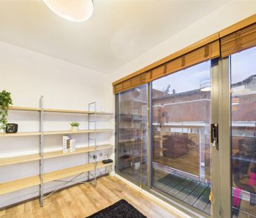 2 bedroom flat to rent - Photo 5