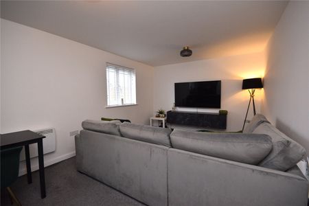 8, Boulevard Rise, Leeds, West Yorkshire, LS10 4FP - Photo 5