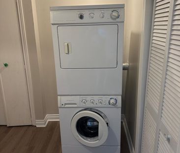 For Lease - 5415 Longford Drive, Mississauga, Ontario - Photo 2