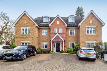 3 bedroom apartment to rent - Photo 4