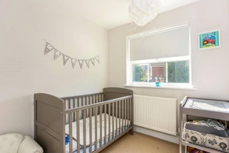 3 bedroom link detached house to rent - Photo 2