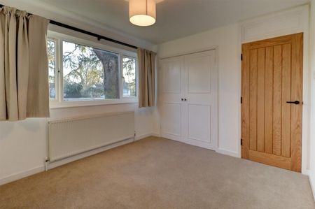 2 BED Apartment To rent - Photo 5