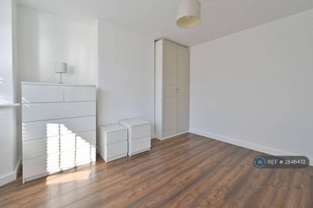 2 bedroom maisonette to rent - Photo 2