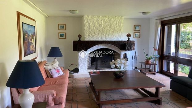 Apartamento com 2 quartos e 210m² para alugar em Planalto, Gramado. - Photo 1