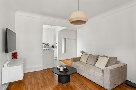 Location Appartement 2 pièces 37m² PARIS 16 75116 - Photo 2