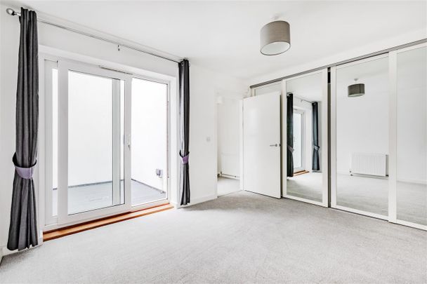 Vallance Road, Hove - Photo 1