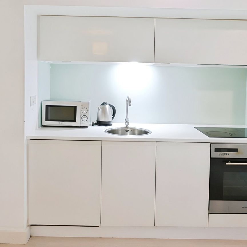 1 bedroom apartment to rent - Photo 1