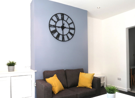 2 bedroom end of terrace house to rent - Photo 2
