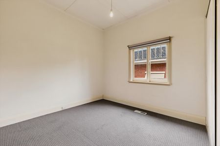 15 Narrak Road, Balwyn VIC 3103 - House For Rent | Domain - Photo 5