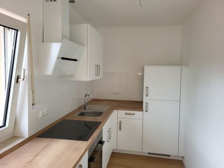 Renovierte 3 Zimmerwohnung mit schicker Einbauküche in zentraler Lage in Welschneudorf! - Foto 3