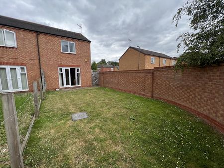 SilverBirch Avenue, Coventry, Canley - Photo 3