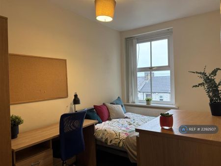 3 bedroom terraced house to rent - Photo 4