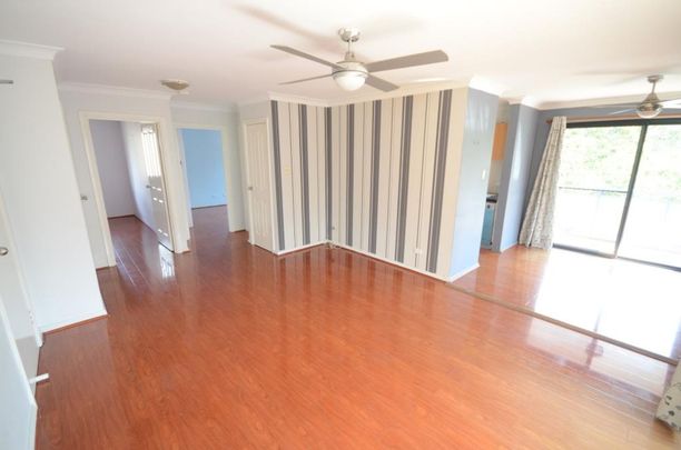 Perfect Location&excl; - Photo 1
