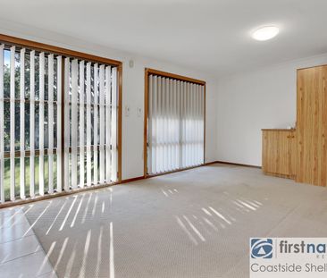 Spacious Family Home in a Coastal Setting - Photo 1