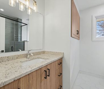 For Lease - 9 GREENWICH Avenue, Cityview - Parkwoods Hills - Rideau... - Photo 3