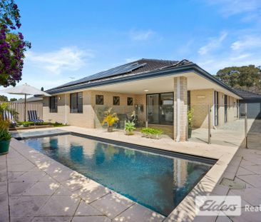 $800 per week including monthly pool maintenance Chemicals at the t... - Photo 2