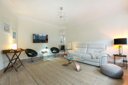 5 bedroom semi-detached house to rent - Photo 2