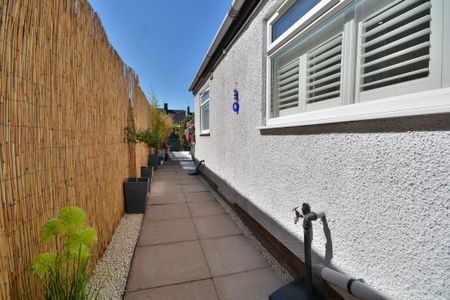 2 bedroom terraced house to rent - Photo 3