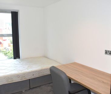 6 bedroom terraced house to rent - Photo 6