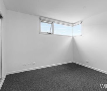 Stunning Two-Bedroom Apartment in Williamstown - Photo 1