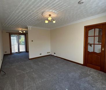 3 bedroom end of terrace house to rent - Photo 1