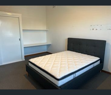 Room 1 - 4/3 Young Street, Cooks Hill, NSW 2300 - Photo 5