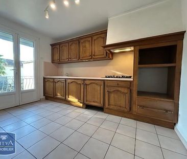 Location Appartement 3 pièces 69m² LE PONTET 84130 - Photo 4