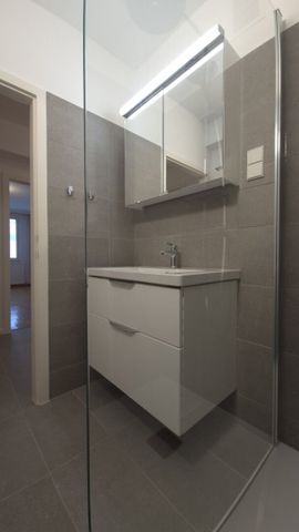 * WG geeignet * perfekte Starter / Paarwohnung * 2 Zimmer * saniert * - Photo 5