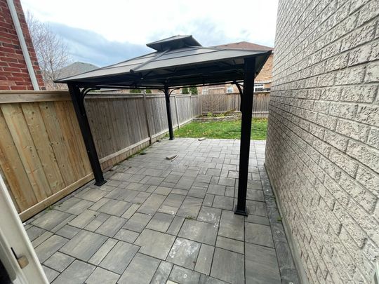 For Lease - 1784 Jack Glenn Street, Oshawa, Ontario - Photo 1