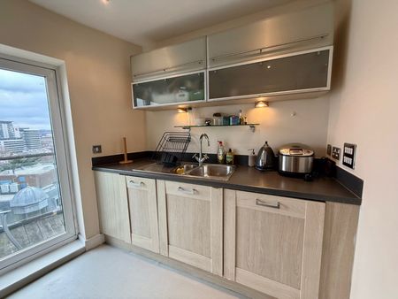 2 bedroom apartment to rent - Photo 2