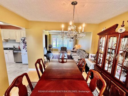 For Lease - 3304 BRANDON GATE Drive, Mississauga, Ontario - Photo 2