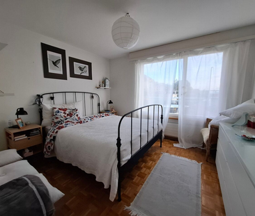 Appartement de 3 pièces en attique proche de la gare - Photo 3