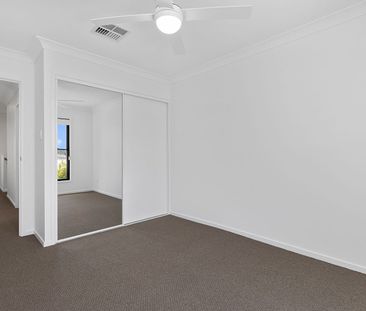 Luxury Townhouse For Lease - Photo 5