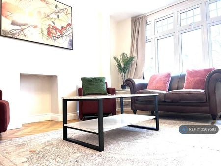 3 bedroom terraced house to rent - Photo 2