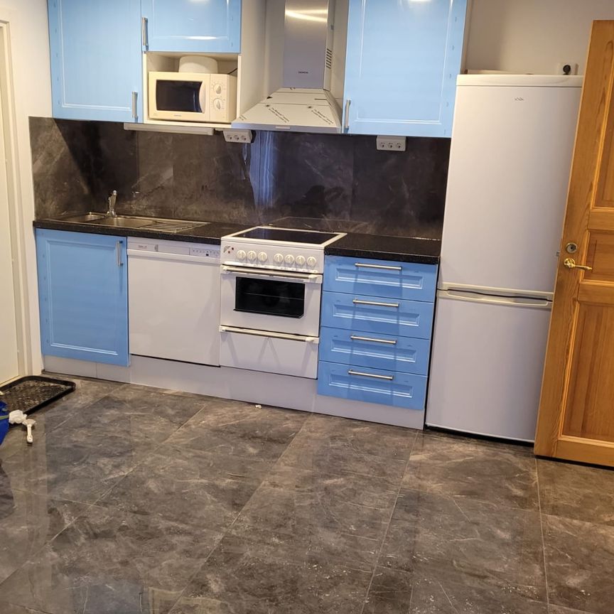 Torparmors väg, Vällingby - Foto 1