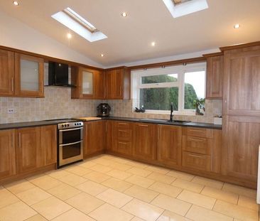 3 bedroom semi-detached house to rent - Photo 2