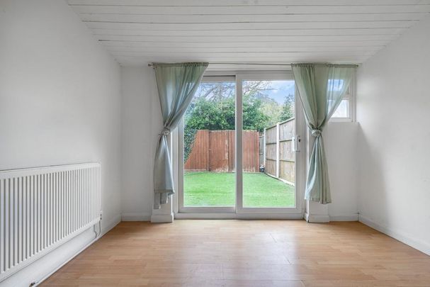 2 bedroom terraced house to rent - Photo 1