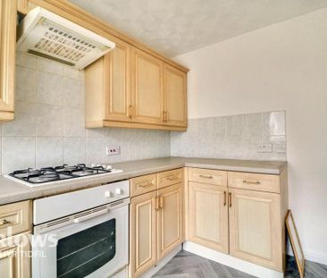 2 bedroom terraced house to rent - Photo 6